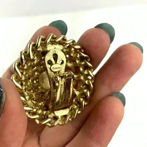 VTG Gold Tone Metal Clip On Earrings CRAFT Signed Rhinestone Center Rope Chain - Picture 11 of 12